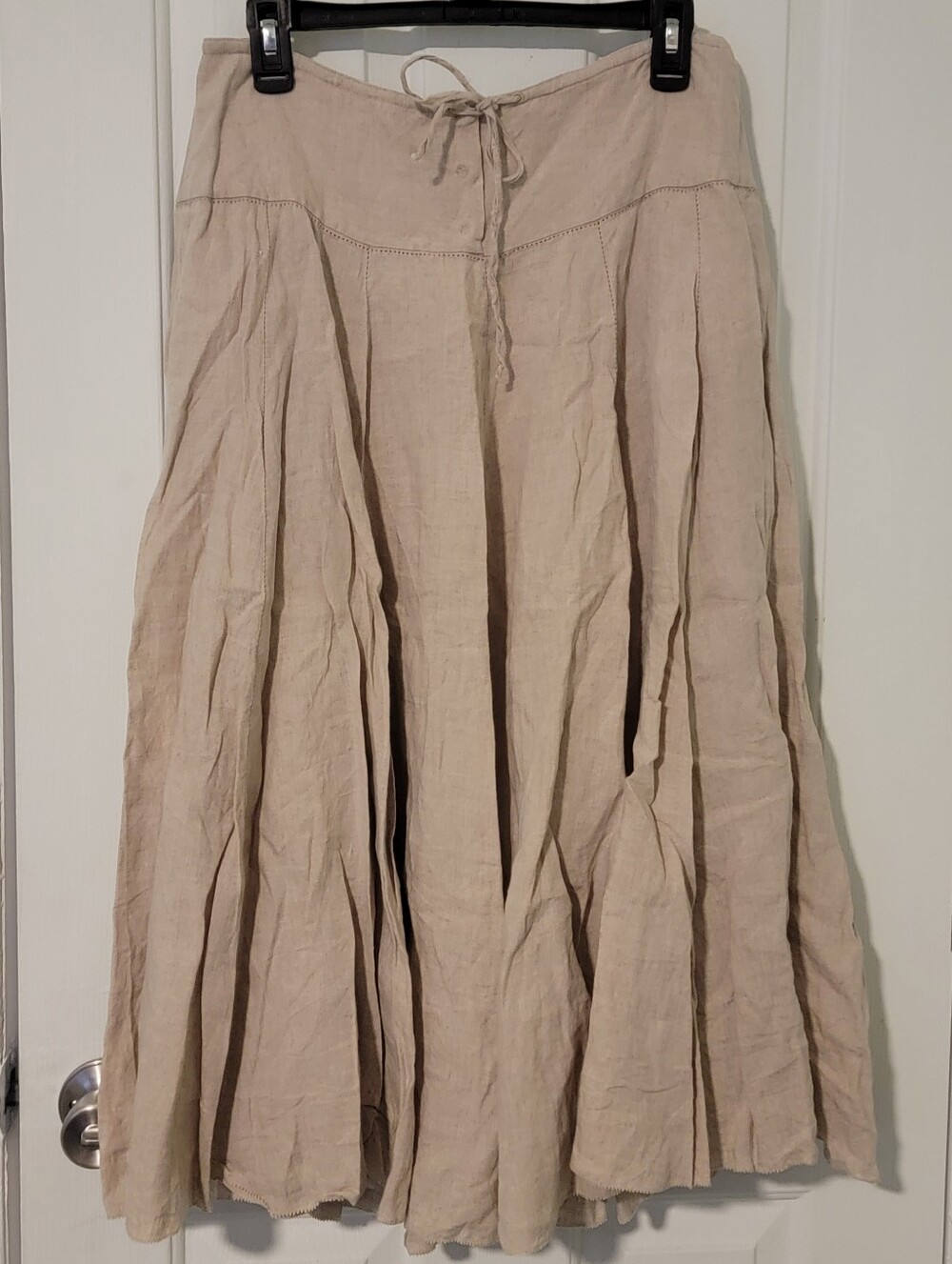 Pure DKNY Beige linen medi skirt. 100% Linen, Size 6